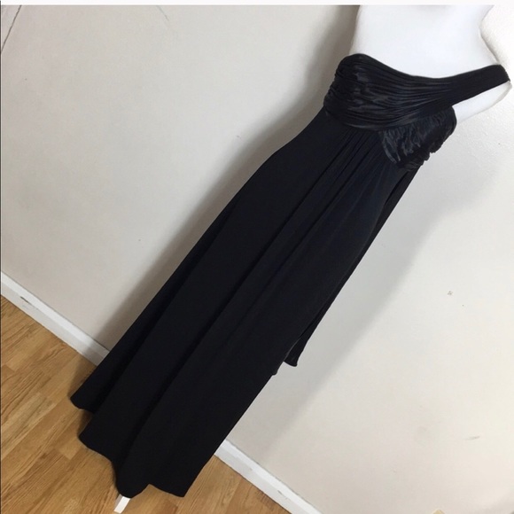 DAVIDS BRIDAL DRESS WEDDING/PROM SIZE 4 - Picture 2 of 8